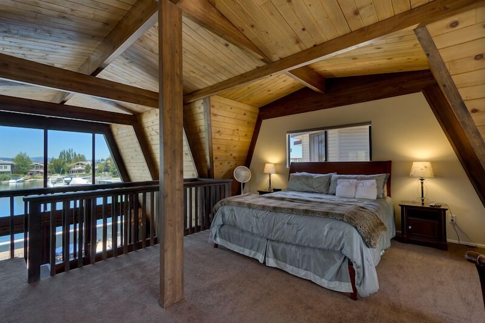 410 Wedeln Court - photo 2