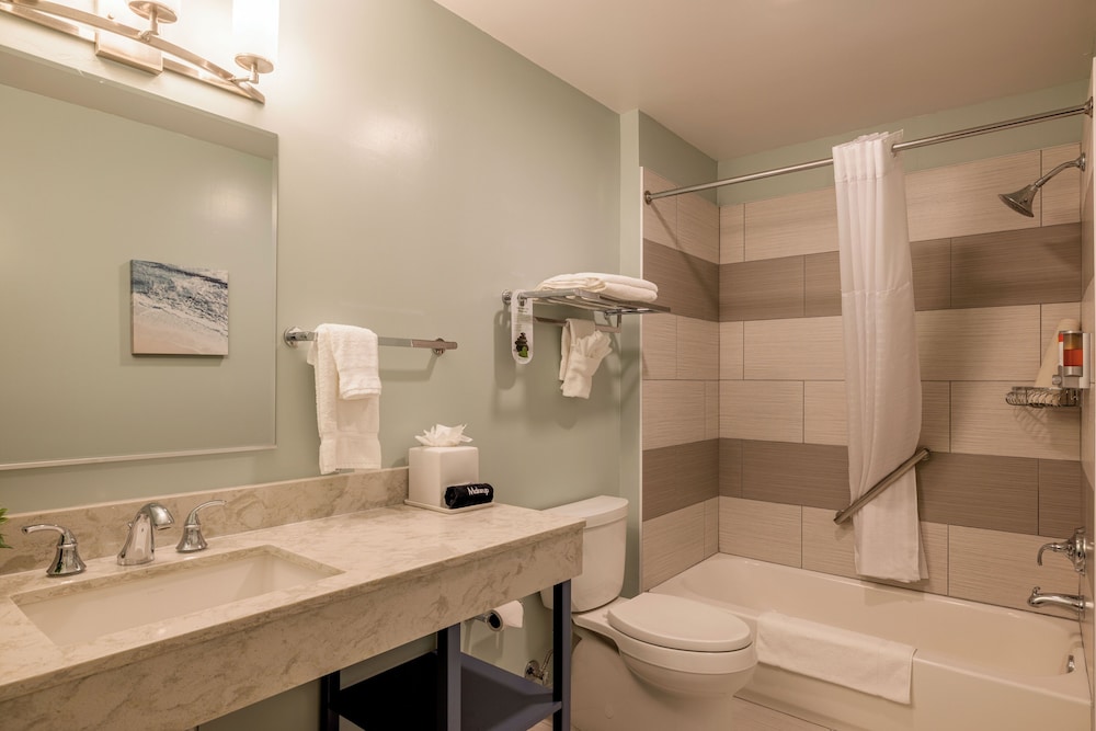 Inn At Moss Landing Point - photo 68