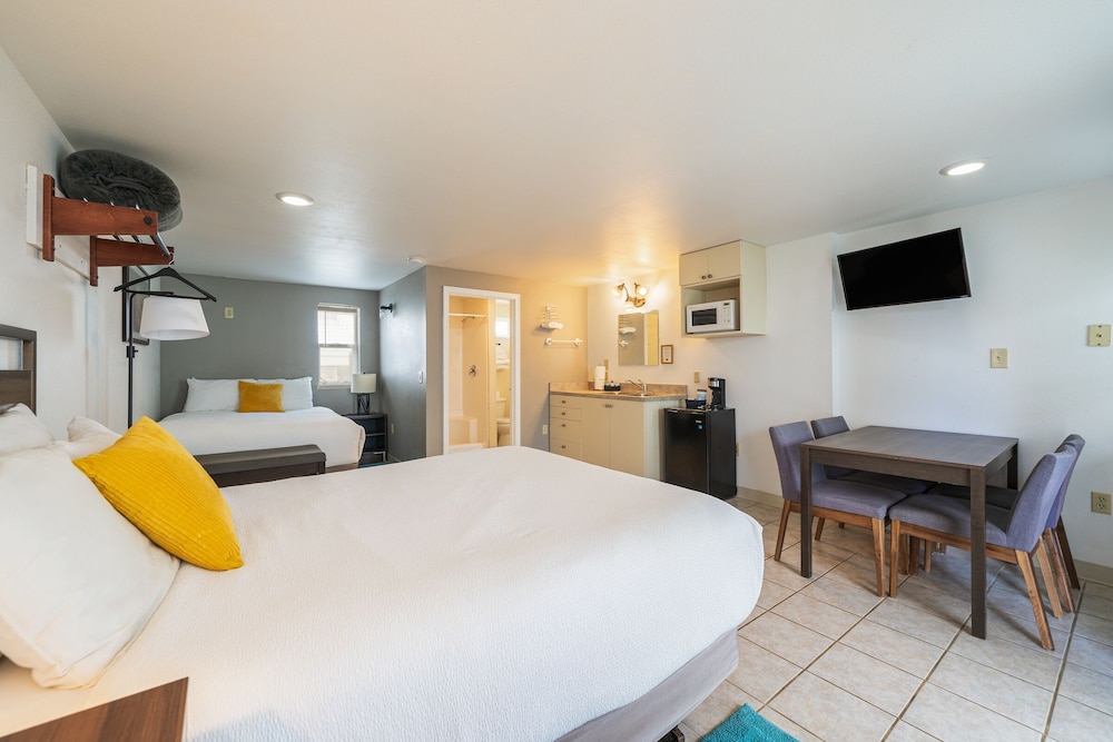 Riverwalk Inn in Chelan, United States