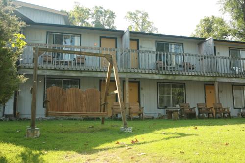 Summerset Inn Resort - photo 10