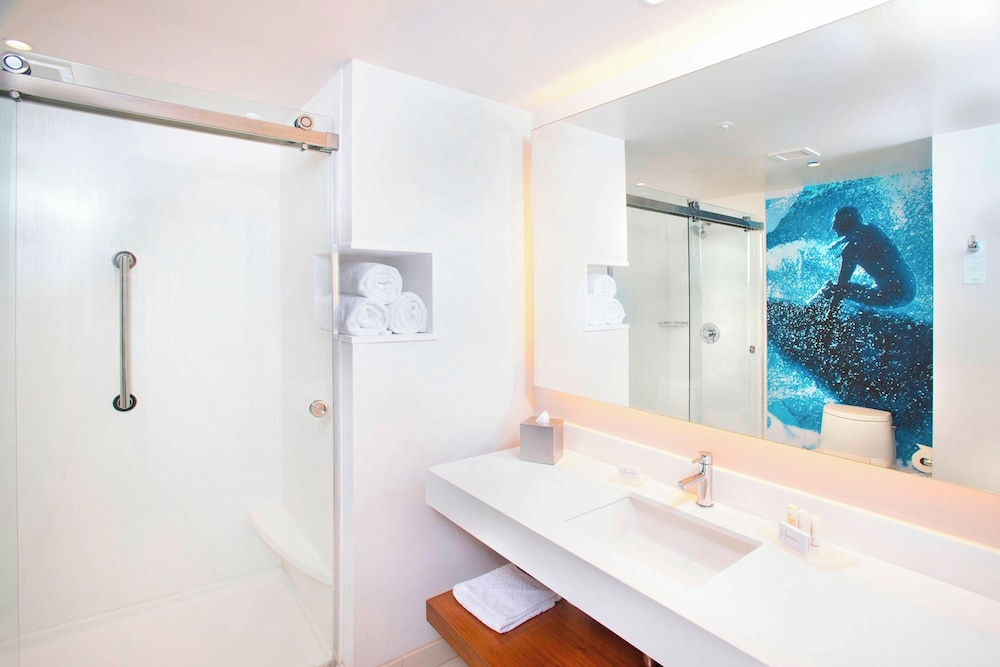 Courtyard by Marriott Santa Monica - photo 22