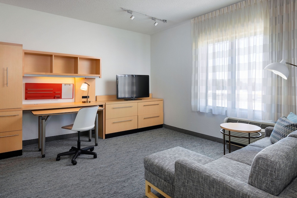 TownePlace Suites York - photo 32