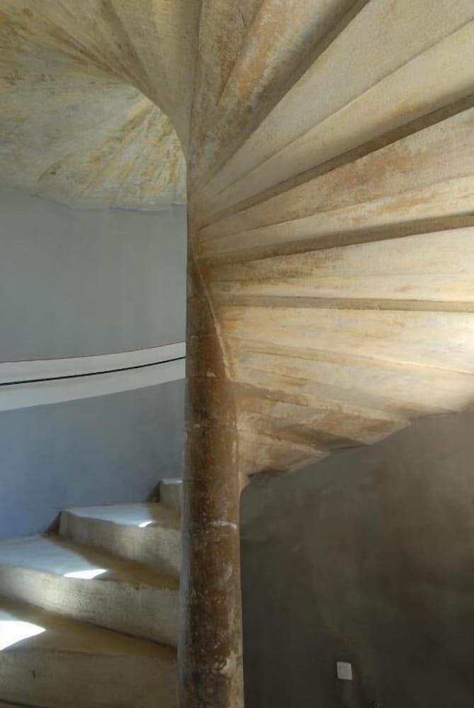 Maison de la Pra — 4-Star Luxury Hotel in Valence, France