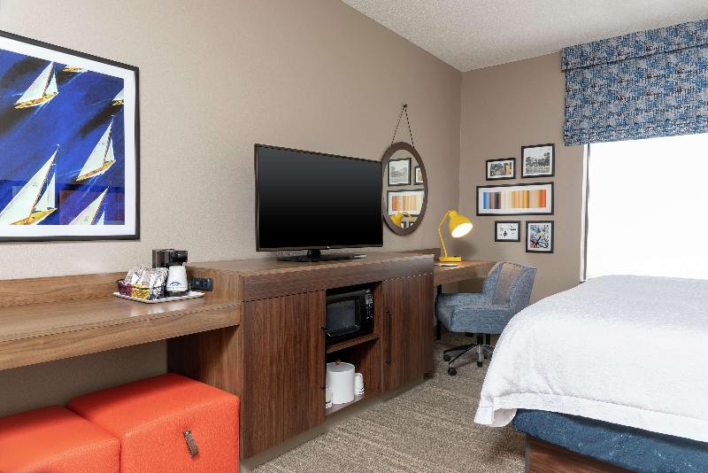 Hampton Inn Warsaw - photo 8