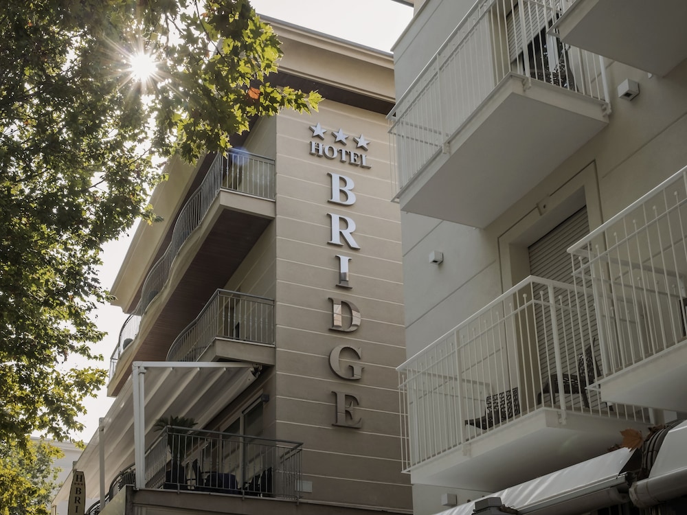 Hotel Bridge - carbon neutral hotel in Rimini