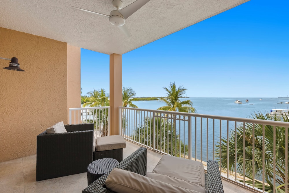 Beachside Resort & Residences - photo 101