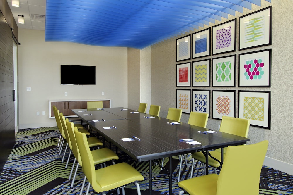 Holiday Inn Express & Suites Dallas Frisco NW Toyota Stdm by IHG - photo 38