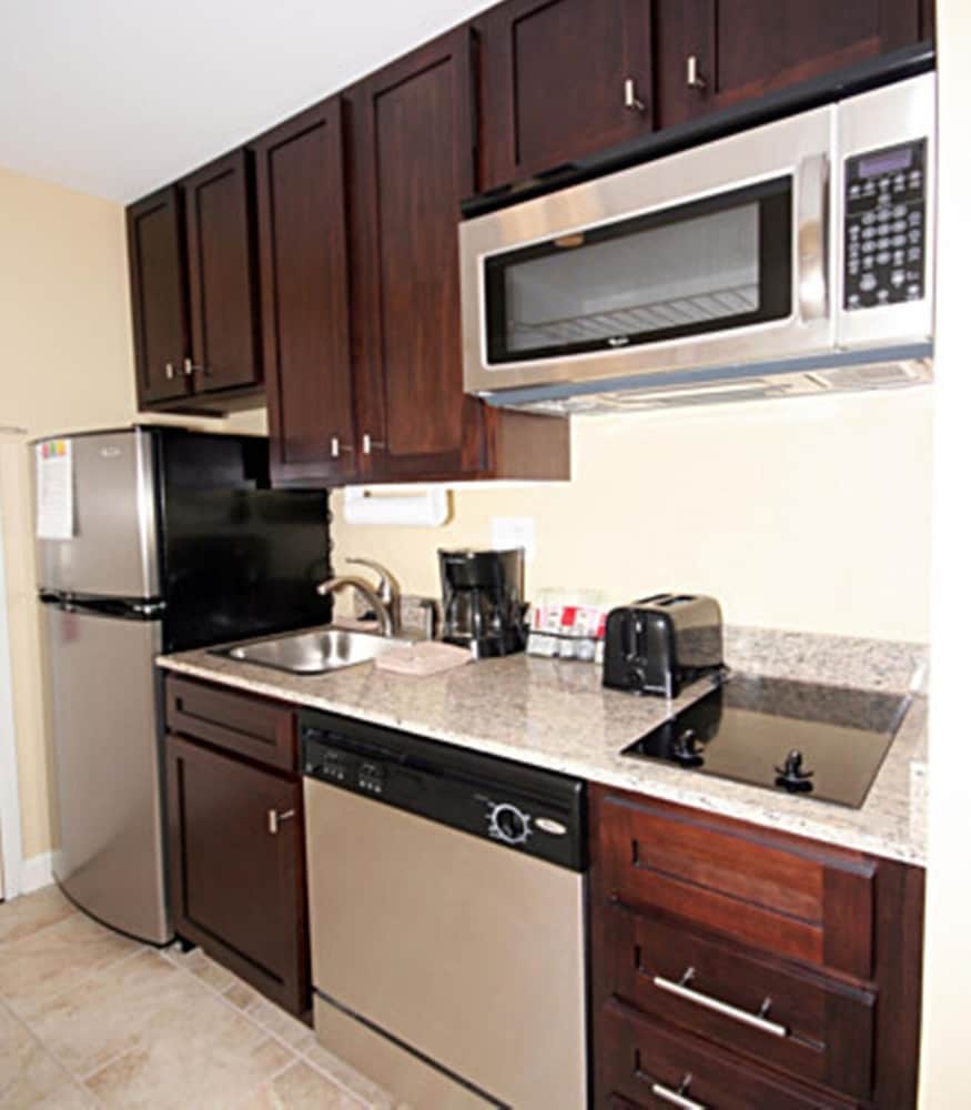 Towneplace Suites by Marriott Aiken Whiskey Road - photo 17