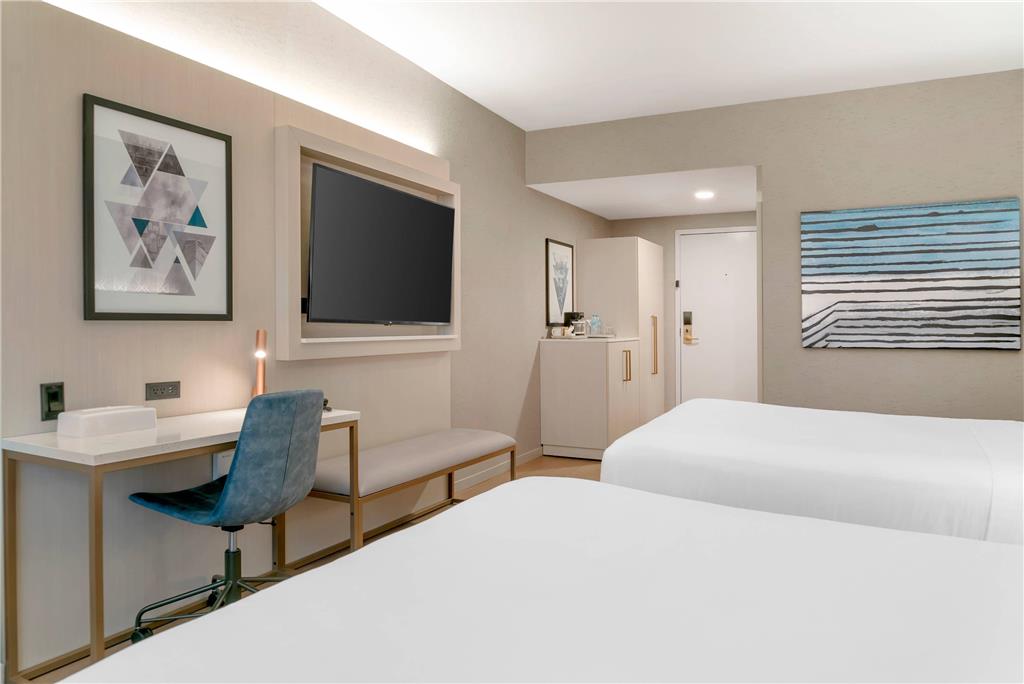 Radisson Plaza Hotel at Kalamazoo Center - photo 44