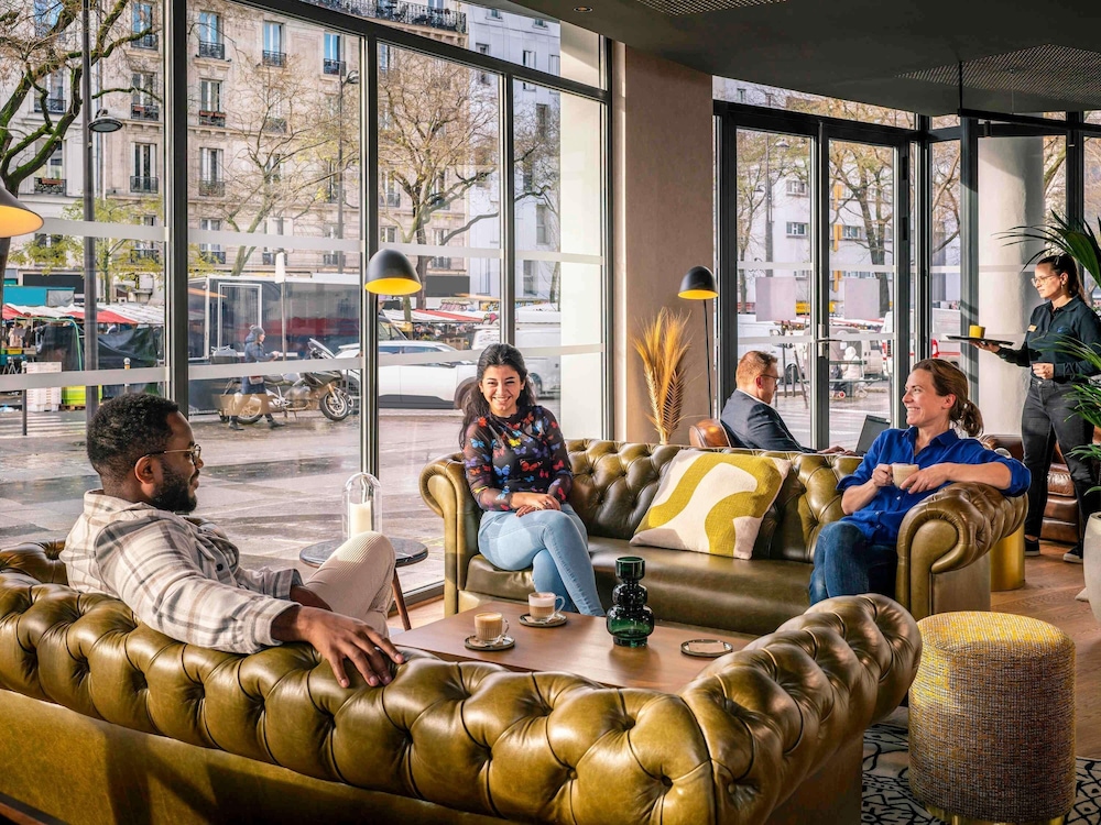 Novotel Belleville Paris 20 — 4-Star Luxury Hotel in Paris, France
