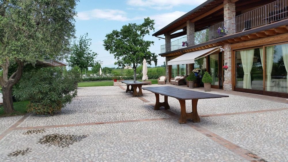 Fenil Conter Cottage & Suite — 4-Star Luxury Hotel in Pozzolengo, Italy