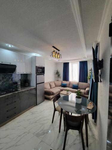 Oxygen Luxury Suite