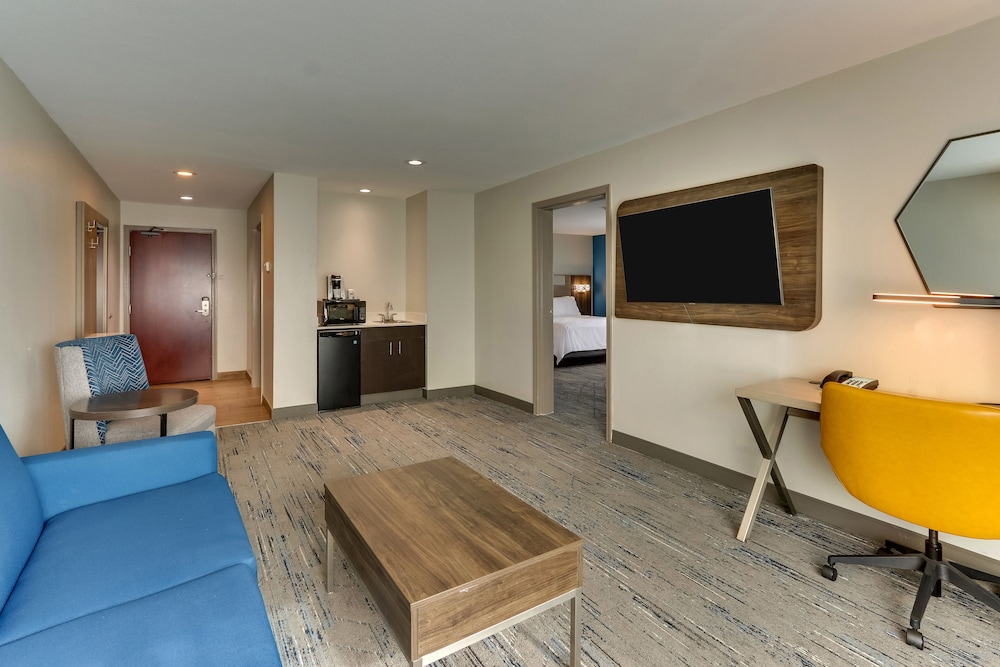 Holiday Inn Express & Suites Ardmore by IHG - photo 10