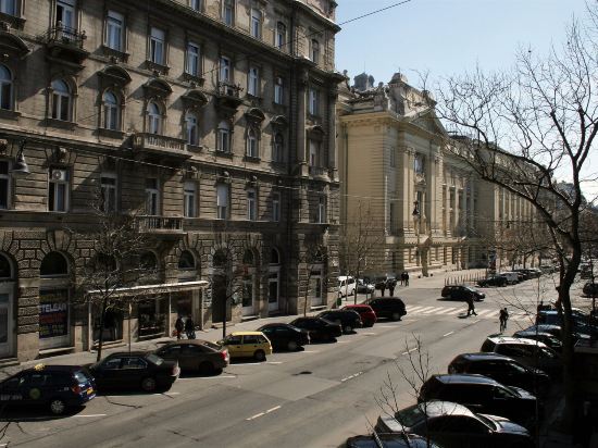 Central Holiday Apartments — 4-Star Luxury Hotel in Budapest, Hungary