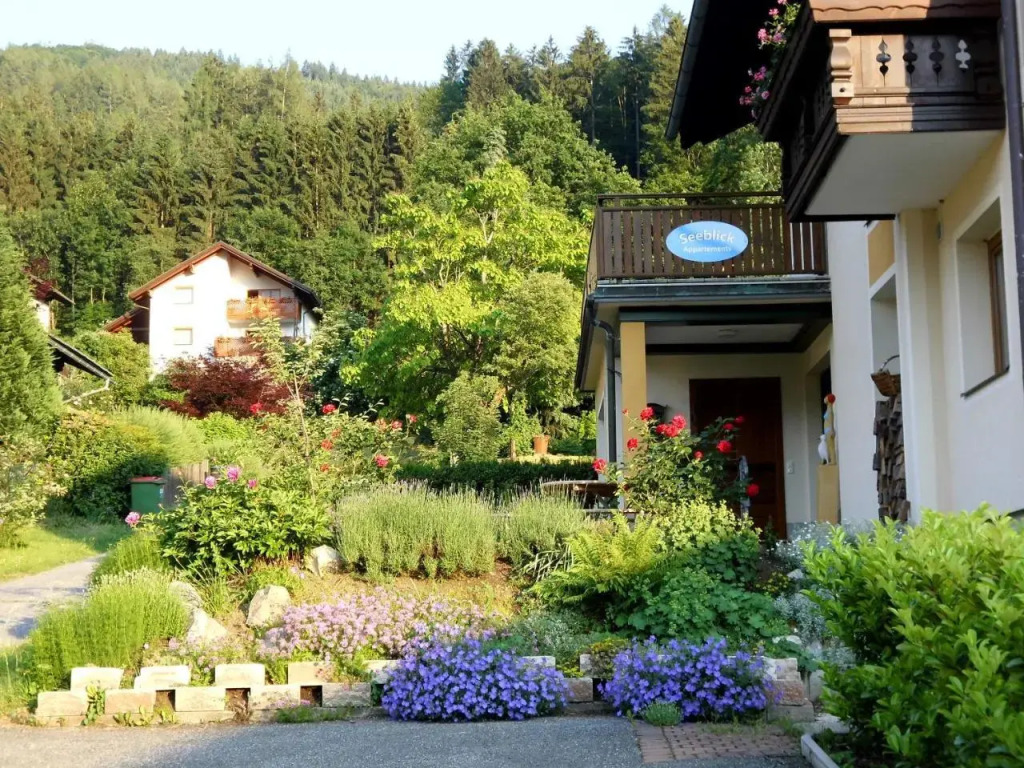 Seeblick Appartements Ossiach — hotel in Ossiach