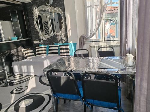 Comfortable Apartment In The Old Tbilisi