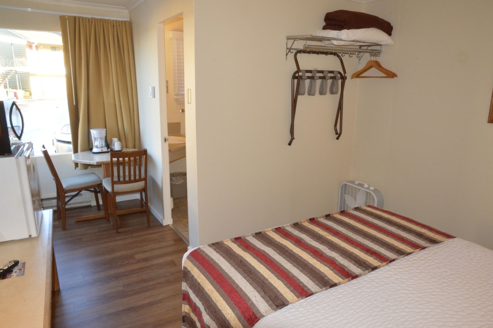 Astoria Crest Motel - photo 14