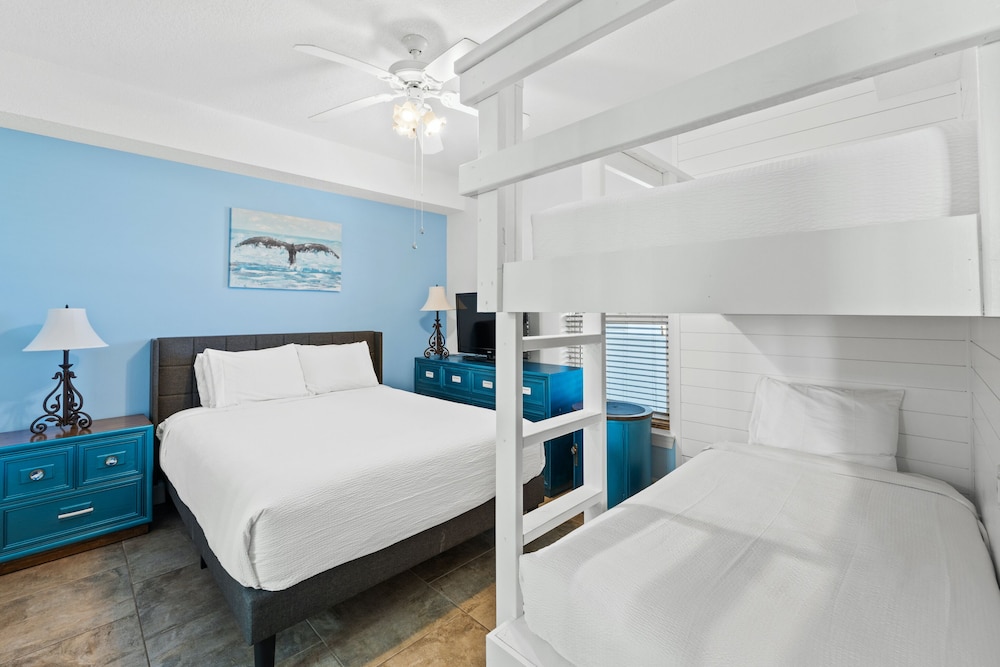 Twin Palms Resort by Panhandle Getaways - photo 6