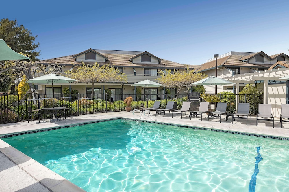 Seacliff Inn Aptos Tapestry Collection by Hilton - photo 38