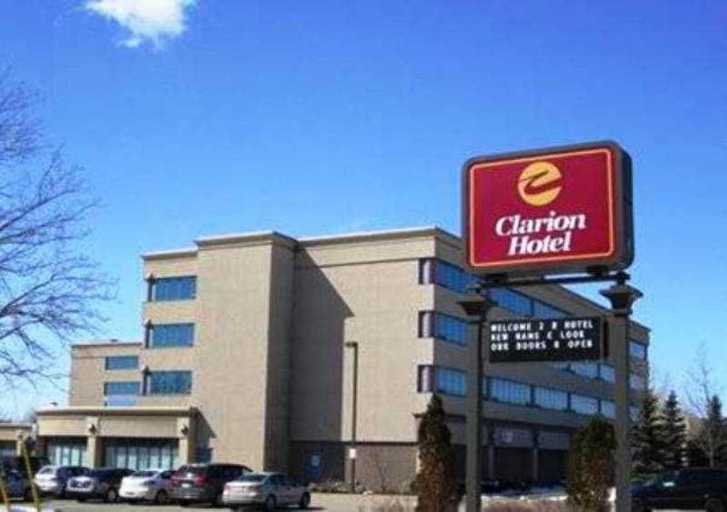 Clarion Hotel & Conference Center in Niagara Falls, Canada