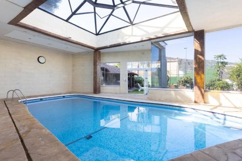 Casa Los Grabados piscina vistas barbacoa y zen — 4-Star Luxury Hotel in Icod De Los Vinos, Spain