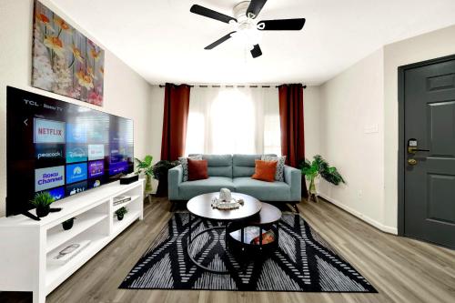 Downtown 3BR Near NRG Stadium in Houston, United States