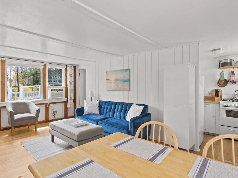 The Seagrove Suites & Guest Rooms - photo 19