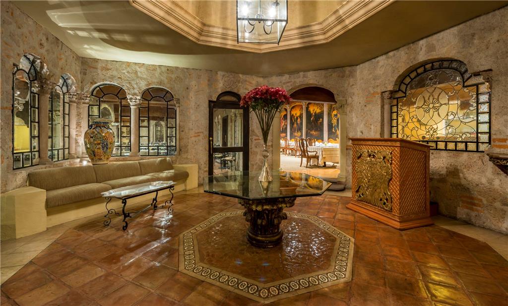 Foyer Restaurant