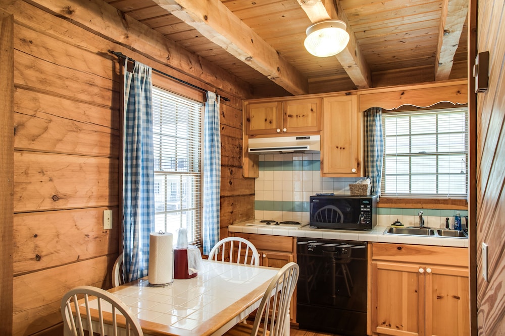 Boxwood Lodge - photo 45