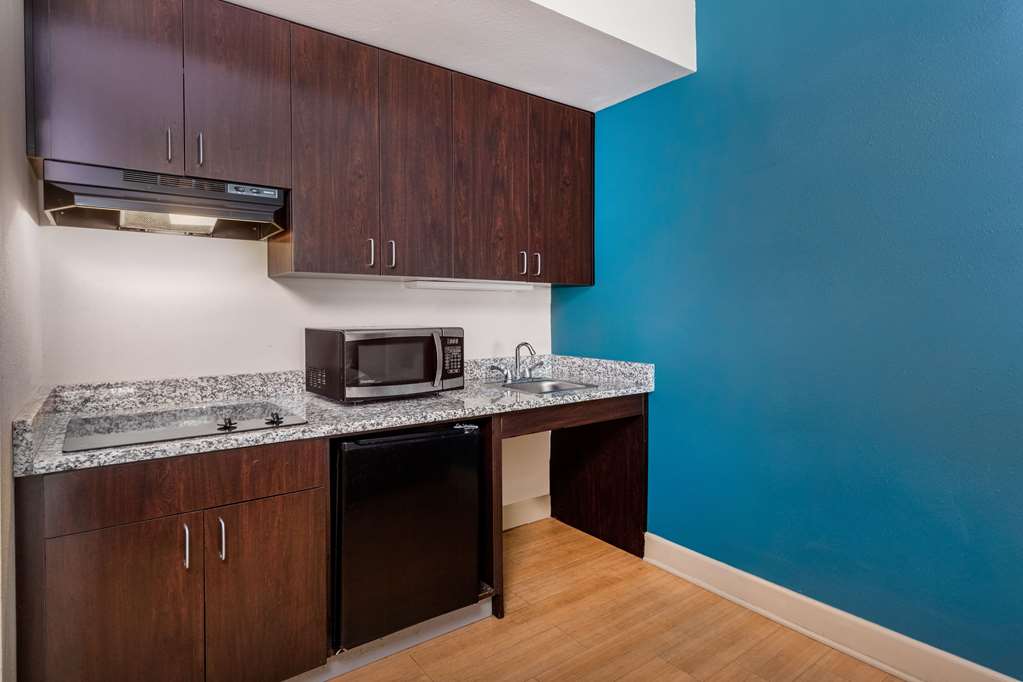 La Quinta Inn & Suites by Wyndham Ocean City - photo 15
