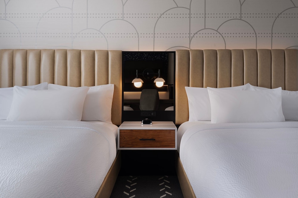 Courtyard by Marriott New York Manhattan SoHo - photo 21
