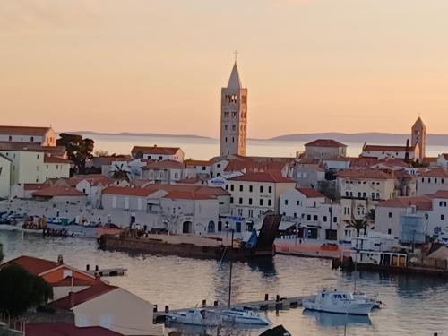 Apartments Ivić — 4-Star Luxury Hotel in Rab, Croatia
