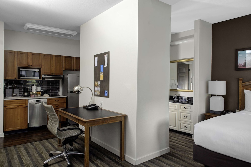 HYATT house Parsippany East - photo 7