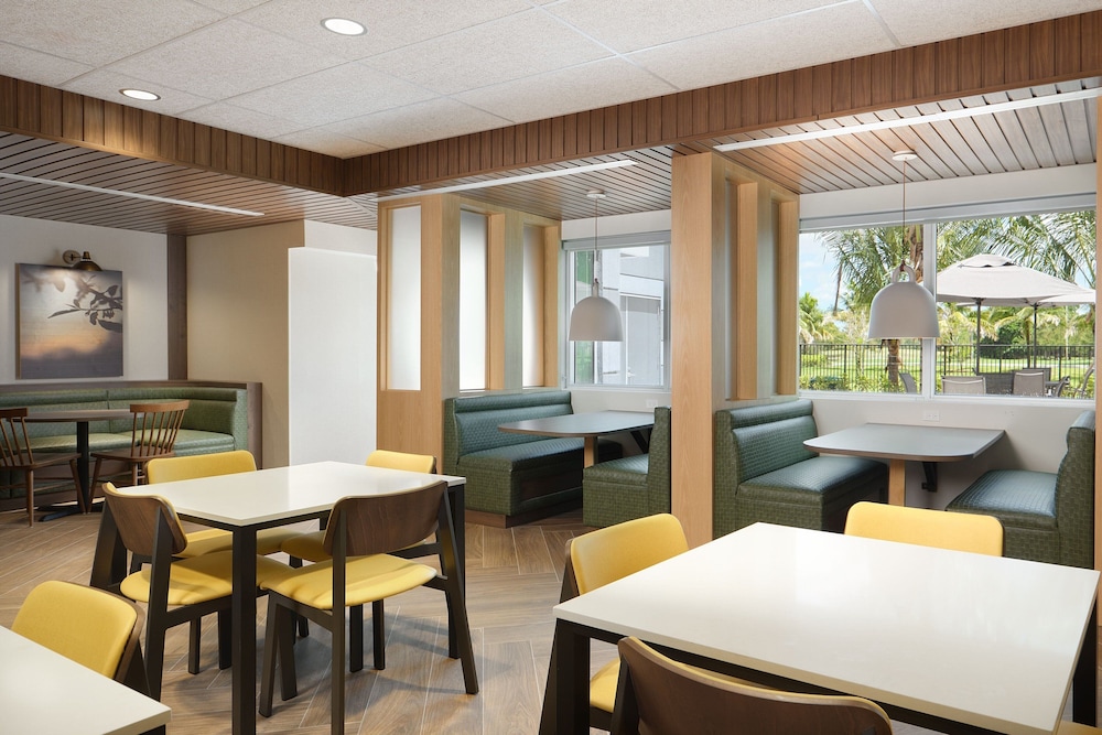 Fairfield by Marriott Inn & Suites Fort Lauderdale Northwest - photo 22