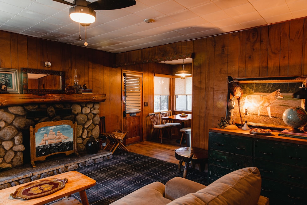The Fireside Inn - photo 40