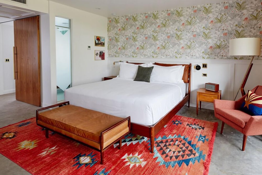 Rise Uptown Hotel - photo 19