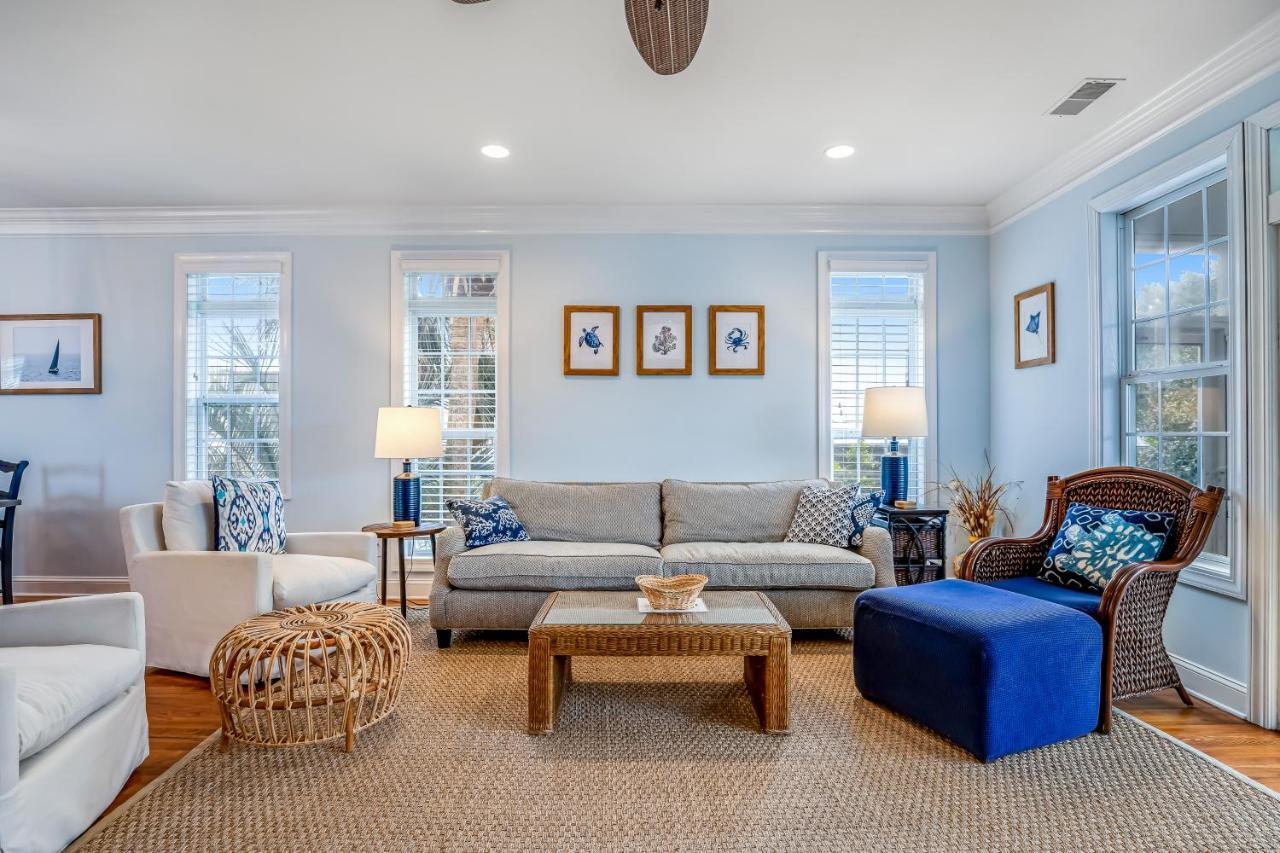 Carolina Boulevard 808 in Isle Of Palms, United States