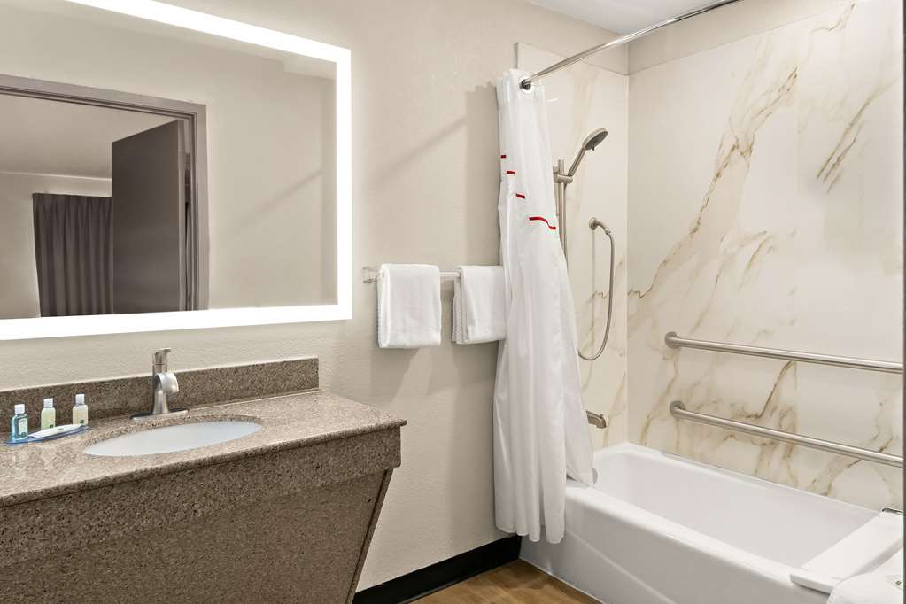 Quality Inn & Suites Weatherford - photo 6