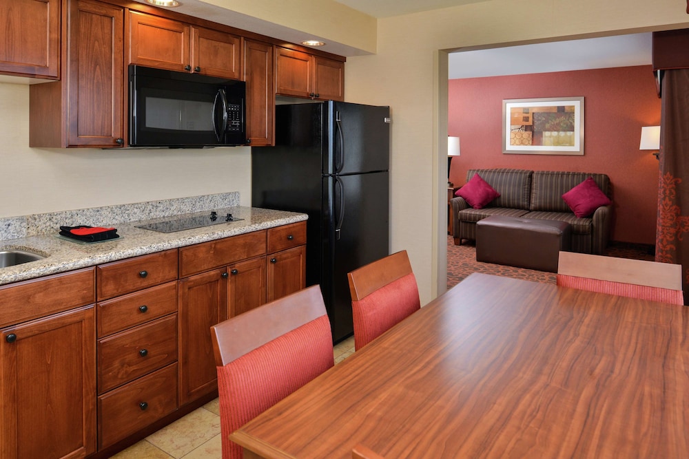 Hampton Inn Idaho Falls Airport - photo 21