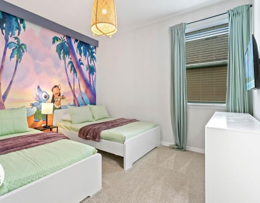 9 Bed 6.5 Bath Solara Resort 9 Bedroom Home by RedAwning - photo 6