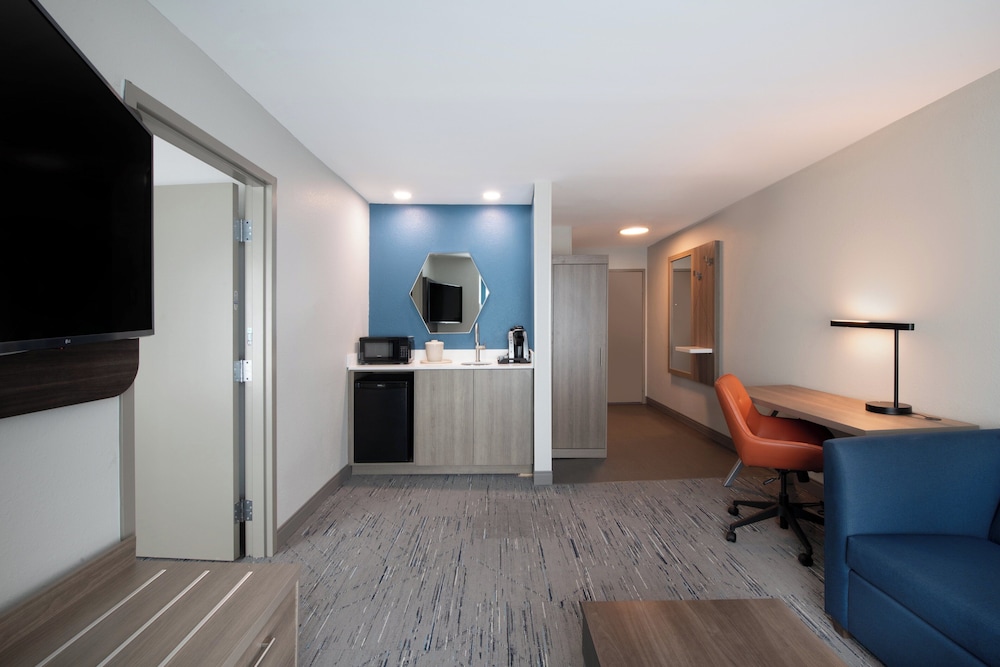 Holiday Inn Express & Suites Wilson I 95 By IHG - photo 27