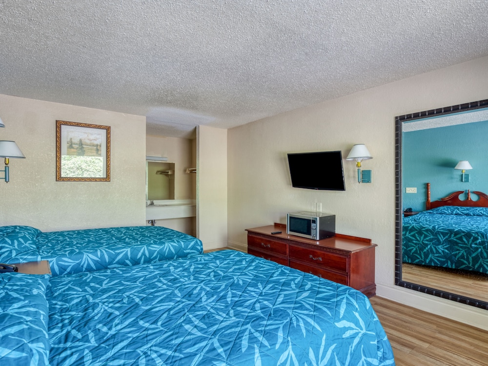 Haven Inn & Suites - photo 12