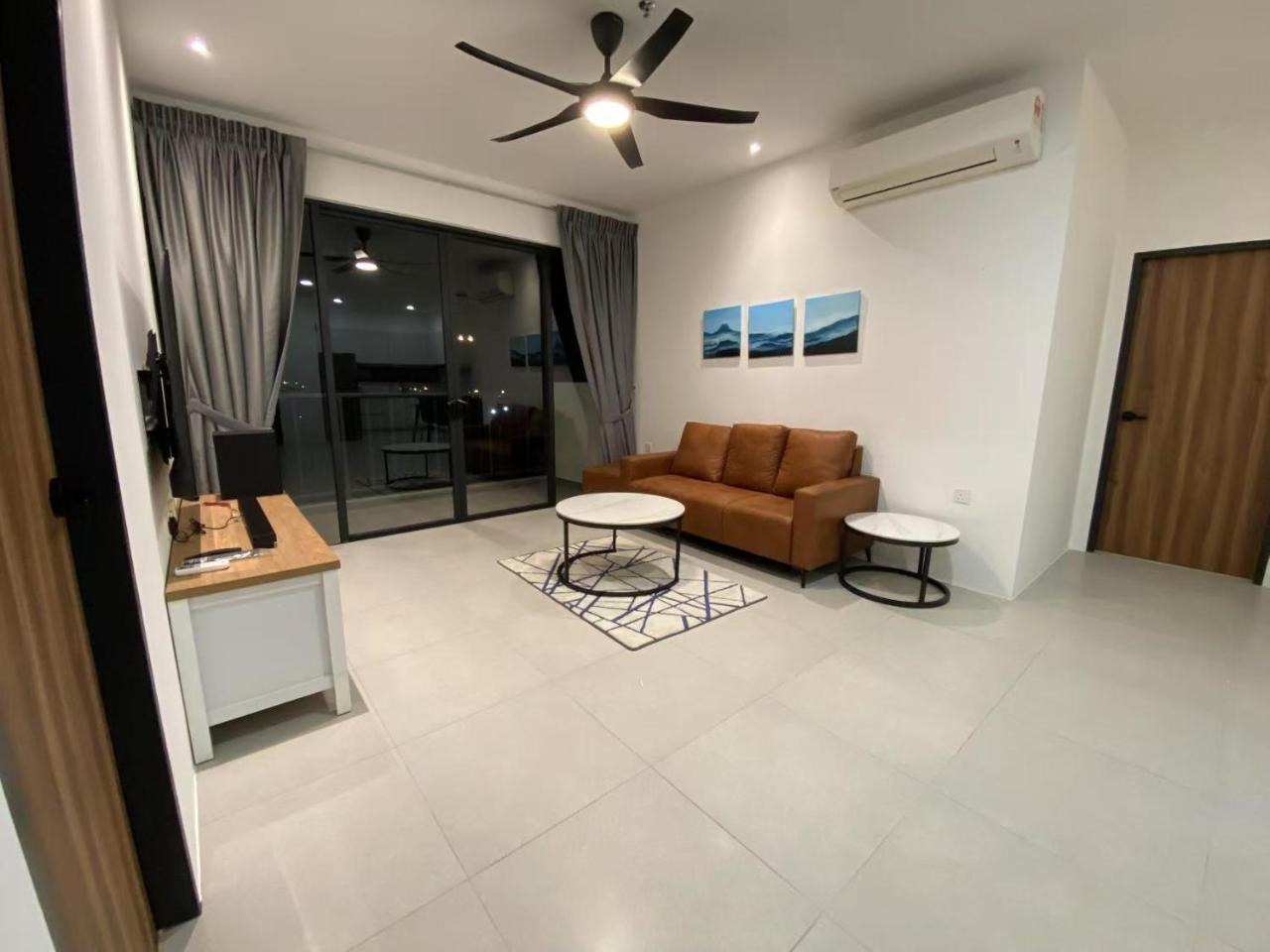 The Floorspace Doncaster 2BR Apt — 4-Star Luxury Hotel in Kuching, Malaysia