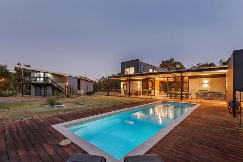 Eagle Rise Plus Studio in Dunsborough, Australia