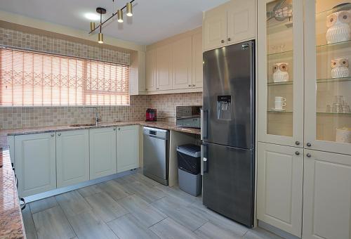 Oceanview Apartment