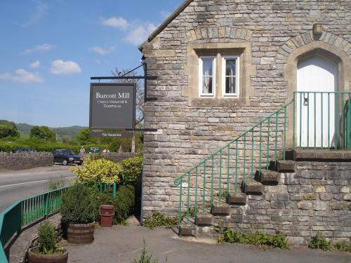 Mill Lodge — 4-Star Luxury Hotel in Wells, United Kingdom