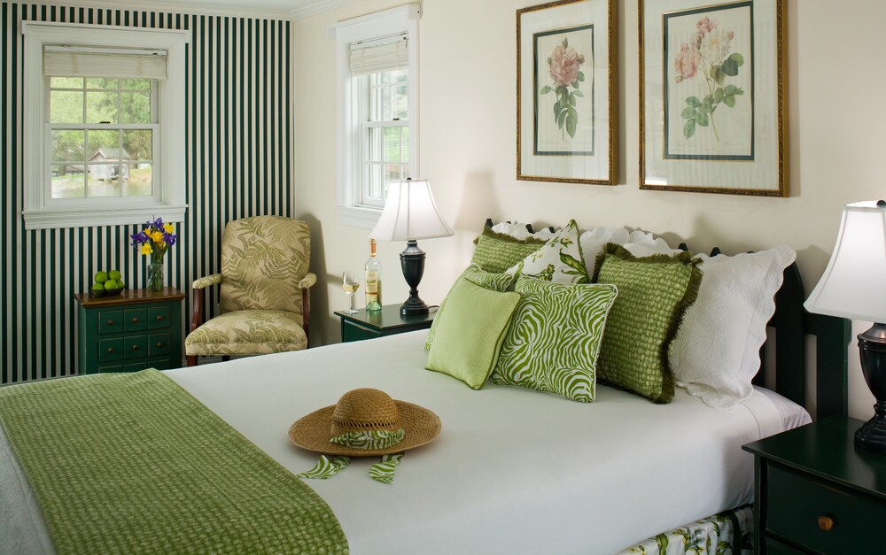 The Inn at Whitewing Farm - photo 8