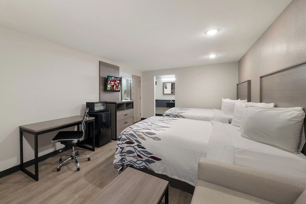 Red Roof Inn & Conference Center McKinney - photo 14