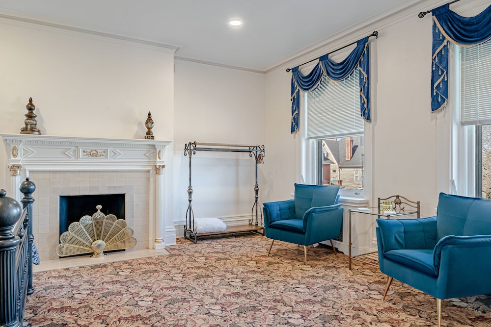 The Grandeur Estate - photo 9