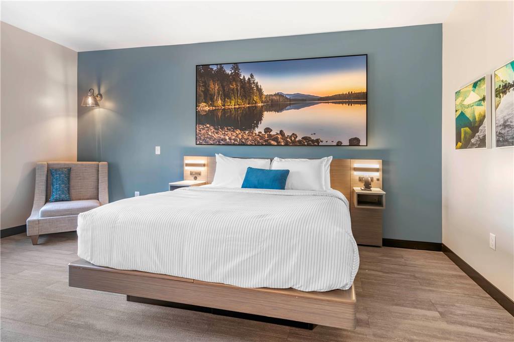 Cambria Hotel Lake Placid Lakeside Resort - photo 15